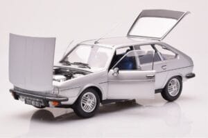 Renault 30 TX Silver Norev 1:18 185272 Metall — bild 2 av 8