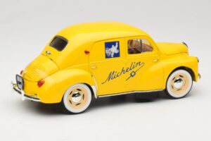 Renault 4CV Michelin Yellow Solido 1:18 82002 Metall — bild 2 av 6