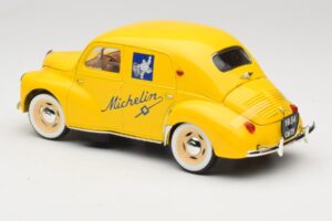 Renault 4CV Michelin Yellow Solido 1:18 82002 Metall — bild 5 av 6