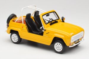 Renault 4L JP4 Jaune Tournesol Otto 1:18 OT1079 Resin — bild 4 av 6