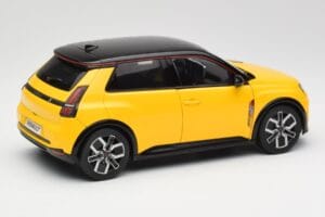 Renault 5 E-Tech Pop Gul & Svart Norev 1:18 185500 Metall — bild 4 av 8
