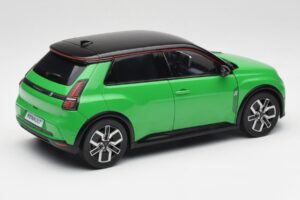 Renault 5 E-Tech Electric Pop Grön & Svart Norev 1:18 185502 Metall — bild 3 av 8