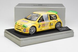 Renault Clio Sport #2 E. Rangoni Renault Clio Trophy Winner 2000 Universal Hobbies 1:18 7711218616 Metall — bild 6 av 6