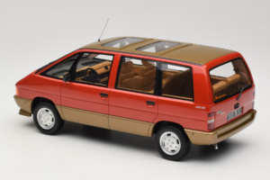 Renault Espace Mk1 2000 TSE Röd Otto 1:18 OT1178 Resin — bild 5 av 6