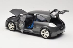 Renault Megane Mk2 RS Vampire Grey Norev 1:18 185101 Metall — bild 5 av 8