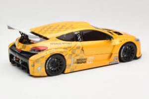 Renault Megane Trophy Showcar Gul Eurocup Megane Trophy 2011 Norev 1:18 185109 Metall — bild 3 av 8