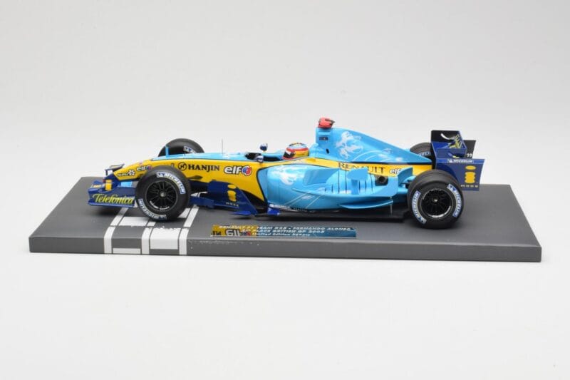 Renault R25 #5 F. Alonso 2nd Place British GP 2005 Minichamps 1:18 117051105 Metall