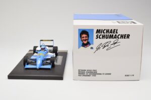 Reynard Spiess F903 #2 M. Schumacher Winner International F3 Fuji Speedway 1990 Minichamps 1:18 517901823 Metall — bild 6 av 6