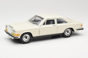 Rolls-Royce Camargue Vit Bburago 1:22 3001-M1 Metall
