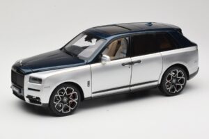 Rolls-Royce Cullinan Blå & Silver Tvåfärgad OEM 1:18 028-16B Metall