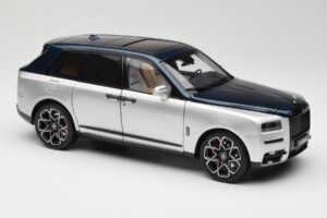 Rolls-Royce Cullinan Blå & Silver Tvåfärgad OEM 1:18 028-16B Metall — bild 6 av 8