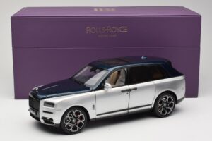Rolls-Royce Cullinan Blå & Silver Tvåfärgad OEM 1:18 028-16B Metall — bild 8 av 8