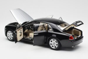 Rolls-Royce Ghost Svart & Silver Kyosho 1:18 008802BKS2 Metall — bild 5 av 8