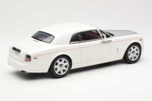 Rolls-Royce Phantom Coupe English Vit Silver Kyosho 1:18 08861EW Metall — bild 3 av 8