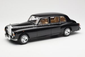 Rolls-Royce Phantom VI EWB Svart Kyosho 1:18 08905BK Metall