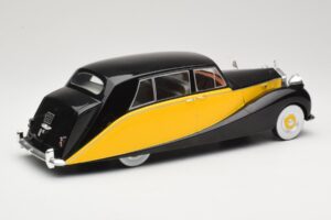Rolls-Royce Silver Wraith Empress by Hooper Svart & Gul MCG 1:18 MCG18066 Metall — bild 2 av 6