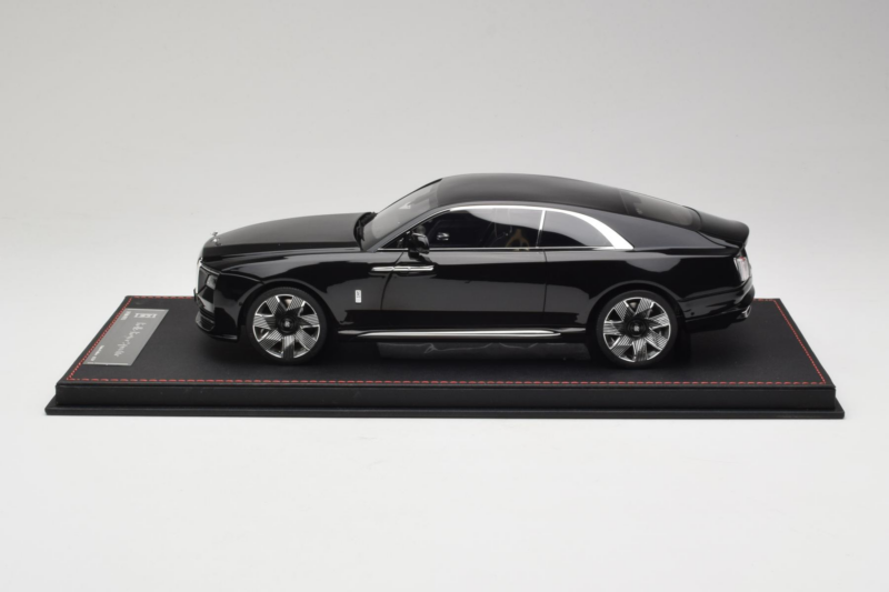 Rolls-Royce Spectre Svart Df Model 1:18 REMC017 Resin