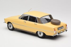 Rover 3500 V8 P6 Kräm MCG 1:18 MCG18046 Metall — bild 5 av 6