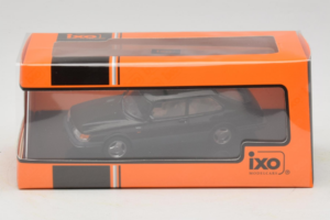 Saab 900 Turbo Svart IXO 1:43 CLC577N Metall — bild 4 av 4