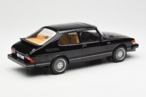 Saab 900 Turbo Svart MCG 1:18 MCG18338 Metall — bild 2 av 6