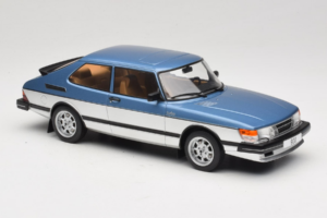 Saab 900 Turbo Blue Metallic MCG 1:18 MCG18261MCW Metall — bild 4 av 6