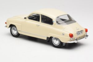Saab 96 V4 Beige MCG 1:18 MCG18059 Metall — bild 5 av 6
