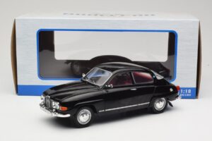 Saab 96 V4 Svart MCG 1:18 MCG18063 Metall — bild 6 av 6