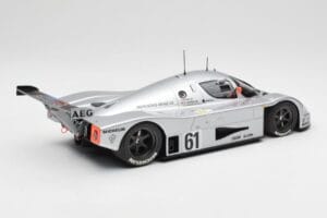 Sauber Mercedes C9 #61 M. Baldi / K. Acheson / G. Brancatelli 2nd Place 24 Hours of Le Mans 1989 Minichamps 1:18 155893561 Me — bild 2 av 6