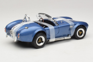 Shelby Cobra 427 S/C Blå Vit Rand Road Signature 1:18 92058-P2 Metall — bild 2 av 6
