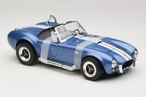 Shelby Cobra 427 S/C Blå Vit Rand Road Signature 1:18 92058-P2 Metall — bild 4 av 6