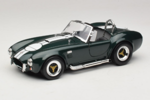 Shelby Cobra 427 S/C Mörkgrön Vita Ränder Road Signature 1:18 92058-P1 Metall