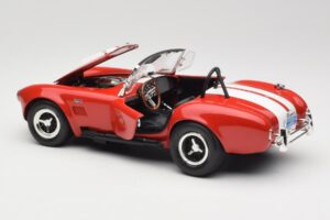 Shelby Cobra 427 S/C Guardsman Red ERTL 1:18 7369 Metall — bild 5 av 8