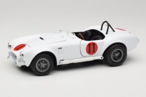 Shelby Cobra 427 S/C Vit Auto World 1:18 AWSS104 Metall