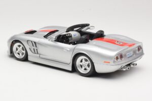 Shelby Series 1 Silver Bburago 1:18 3323 Metall — bild 7 av 8