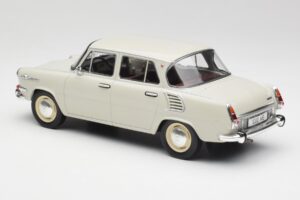 Skoda 1000 MB Grå & Vit MCG 1:18 MCG18275 Metall — bild 5 av 6