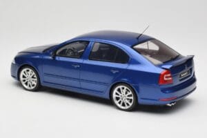 Skoda Octavia RS 1Z Race Blue Metallic Otto 1:18 OT478 Resin — bild 5 av 6