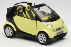 Smart Fortwo 450 Cabrio Gul Minichamps 1:18 0012889V001C49Q00 Metall — bild 6 av 8