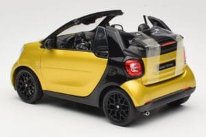 Smart Fortwo 453 Cabriolet Svart Och Gul Norev 1:18 B66960289 Metall — bild 7 av 8