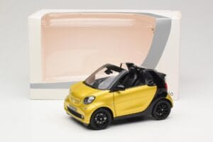 Smart Fortwo 453 Cabriolet Svart Och Gul Norev 1:18 B66960289 Metall — bild 8 av 8