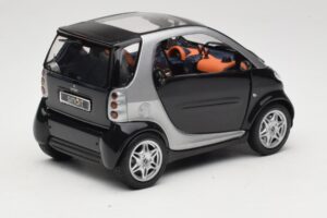 Smart Fortwo Svart Kyosho 1:18 0004830V000C08Q00 Metall — bild 3 av 8