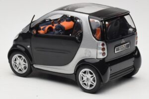 Smart Fortwo Svart Kyosho 1:18 0004830V000C08Q00 Metall — bild 7 av 8