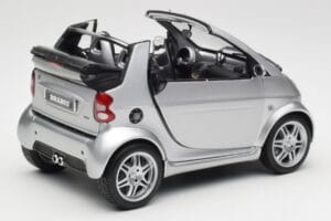 Smart Fortwo W450 Brabus Cabrio Silver Handlarausgåva Kyosho 1:18 0017769V001C05Q00 Metall — bild 3 av 8