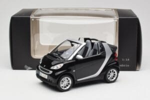 Smart Fortwo Cabriolet W451 Svart & Silver Minichamps 1:18 Q0022566V001C18Q00 Metall — bild 8 av 8