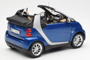 Smart Fortwo W451 Cabriolet Blå Silver Minichamps 1:18 Q0022565V001C80Q00 Metall — bild 3 av 8