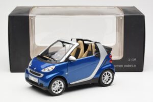 Smart Fortwo W451 Cabriolet Blå Silver Minichamps 1:18 Q0022565V001C80Q00 Metall — bild 8 av 8