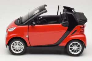 Smart Fortwo W451 Cabrio Röd Svart Minichamps 1:18 150036333 Metall — bild 4 av 8