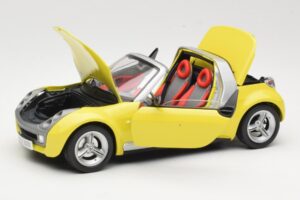 Smart Roadster 452 Gul Bburago 1:18 34099-M2 Metall — bild 2 av 8