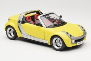 Smart Roadster 452 Gul Bburago 1:18 34099-M2 Metall — bild 6 av 8