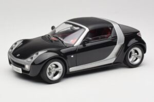 Smart Roadster Svart Bburago 1:18 34099-M1 Metall