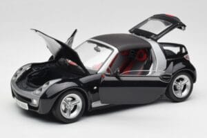 Smart Roadster Mörkblå Bburago 1:18 34917 Metall — bild 2 av 8